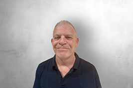 Thumbnail Headshot of Dr Simon Nayler